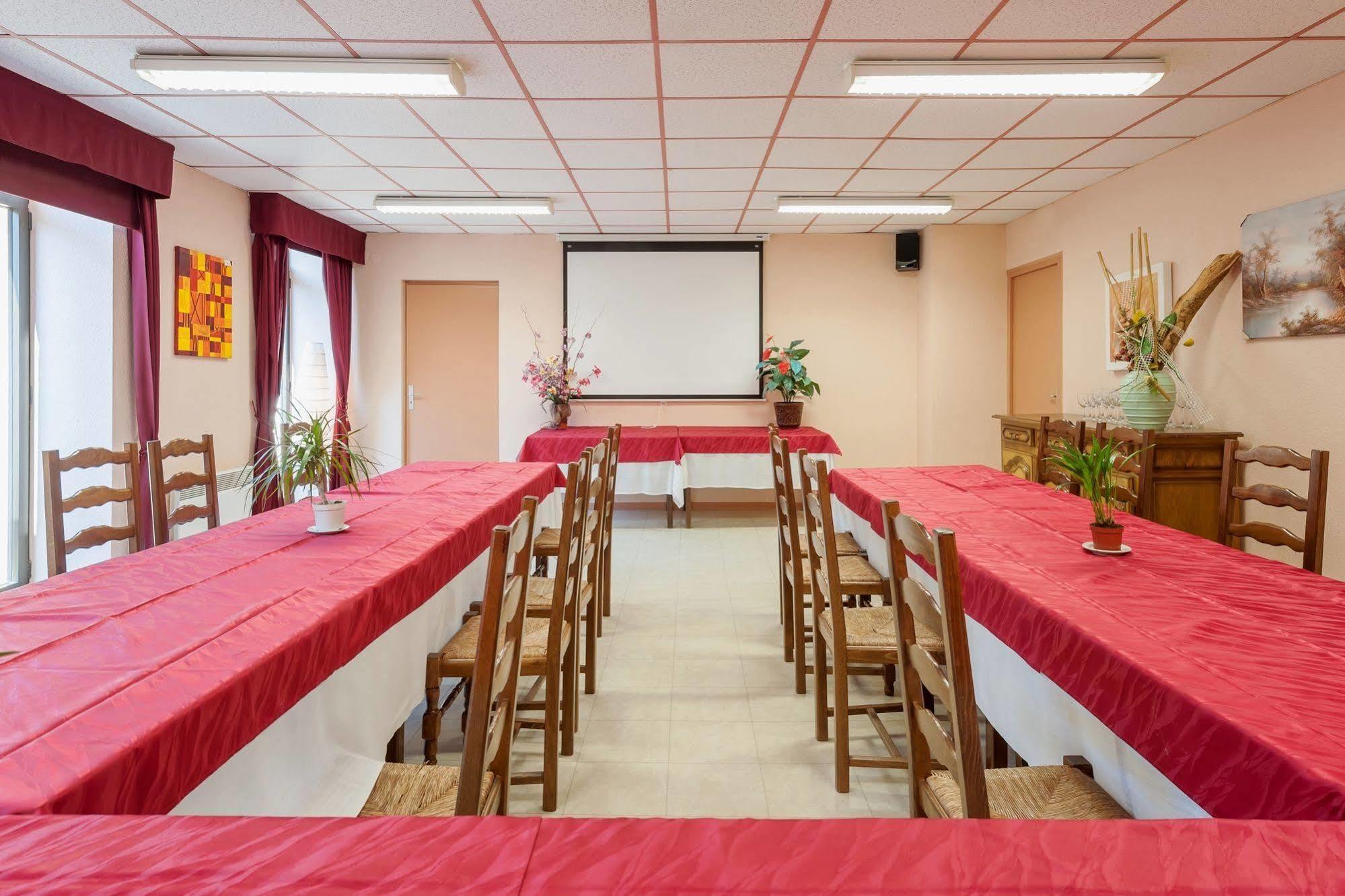 Hotel Restaurant Le Saint Clement Экстерьер фото